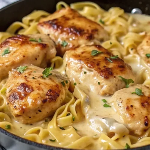 One-pan chicken with creamy buttered